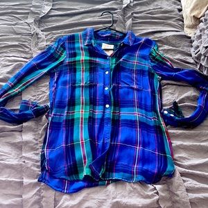 Light weight Flannel button up top